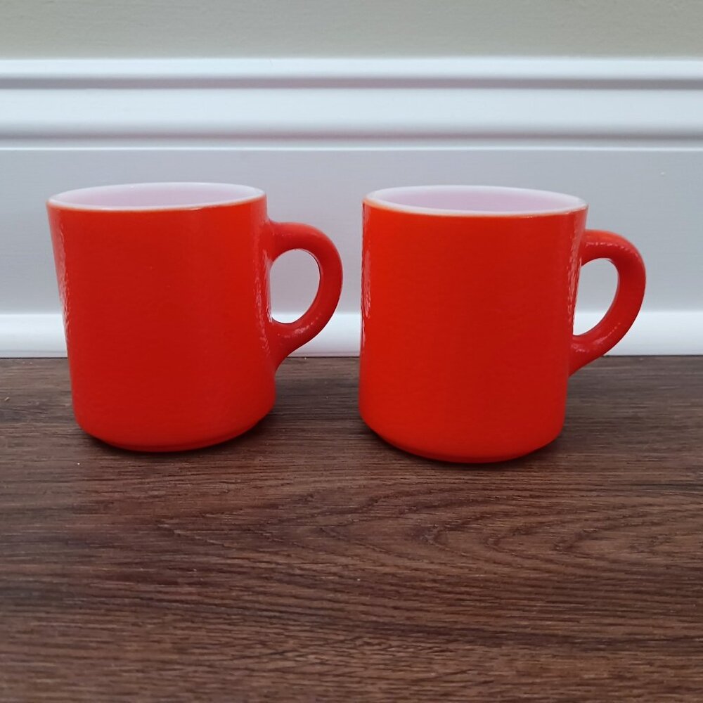 2 Vintage Hazel Atlas Orange‎ Peel Textured Painted Milk Glass Cup Mug Stackable